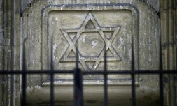 Un Palestinien soupçonné d'avoir agressé un rabbin à coup de chaise à Neuilly-sur-Seine, près de Paris, a été placé en hospitalisation sous contrainte après avoir initialement été mis en garde à vue
