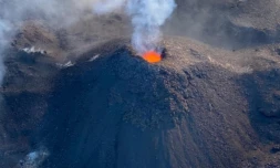 éruption volcan 12 mai