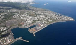  Port