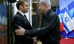 Le Premier ministre israélien Benjamin Netanyahu et Emmanuel Macron avant une réunion à Jérusalem le 24 octobre 2023 ( POOL / Christophe Ena )