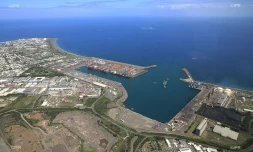  Port est