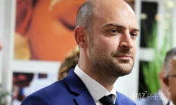 Jean-noel Barrot , ministre du numérique  