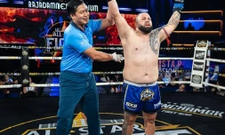 Muaythai : le Réunionnais Antony Ferrere s'impose par KO face à l'Australien, Steven Fitzgerald