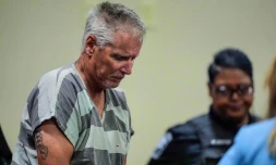 Colin Gray n'aurait pas dĂ» offrir un fusil d'assaut Ă son fils adolescent.Getty Images via AFP