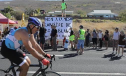 Manifestation contre la crrière de Bois Blanc - Touch Pa Nout Roche