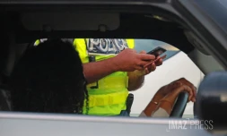 controle routier par la police nationale à saint-andré 