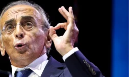 [Vidéo] Présidentielles 2027 : Zemmour durcit encore son discours contre les immigrés qu'il souhaite remplacer par des robots 