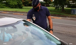 police contrôle d'attestation 