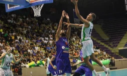 Saint-Denis : les joueurs du Basket Club dionysien remportent leur quatrième titre consécutif