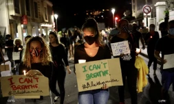 Rassemblement à Saint-Denis en mémoire de George Floyd, tué par un policier blanc