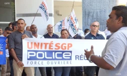 150 policiers manifestent devant malartic contre les violences 