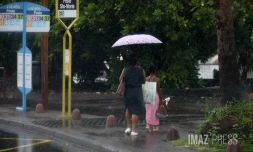 Perturbation tropicale : La Réunion toujours en vigilance fortes pluies et orages et risque de crues [?]