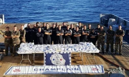 La Marine nationale saisit 240 kg d'héroïne au large de la Tanzanie