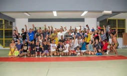 Les champions et championnes de Muay Thaï à l'honneur