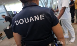 Douane aéroport Roland Garros 