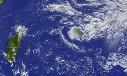 Saison cyclonique : Météo France surveille une zone suspecte au sud des Chagos 