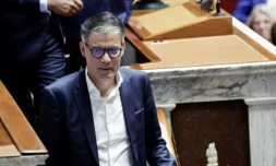 Le Premier secrétaire du PS Olivier Faure aprÚs avoir voté pour le troisiÚme tour pour élire le président de la chambre basse à l'Assemblée nationale à Paris le 18 juillet 2024 ( AFP / STEPHANE DE SAKUTIN )