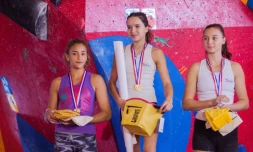 Coupe de France de bloc : les soeurs Bertone réunies sur le podium