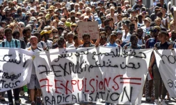 Manifestation le 4 août 2018 à Nantes en soutien aux  migrants expulsés fin juillet d'un square du centre-ville, puis d'un ex-lycée où des associations leur venant en aide les avaient installés