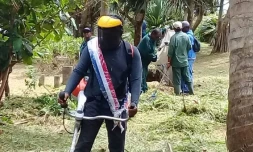 Opération nettoyage Jean-Hugues Ratenon