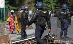 Dimanche 9 Octobre 2011Calme précaire à Mayotte