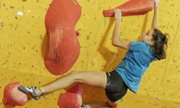 Oriane Bertone escalade bloc