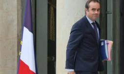 Le ministre des Armées, Sébastien Lecornu, arrive à l'Elysée, le 4 septembre 2025 à Paris ( AFP / Ludovic MARIN )