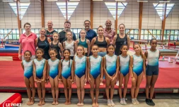 Des gymnastes de l'hexagone s'entrainent pour les JO au Port