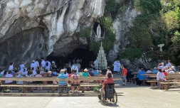 Lourdes 