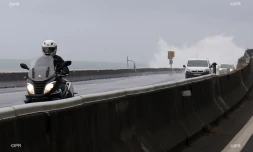 Eliakim la houle sur la route du Littoral cahntier de la NRL