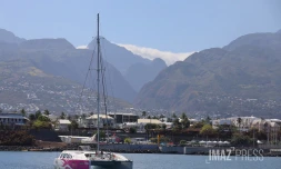 Port ouest bateau de plaisance Maloya 