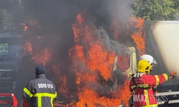 La Possession : un camion s'embrase à proximité du Leader Price