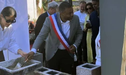 Saint-Pierre : pose de la premiÚre pierre du béguinage de Grand Bois