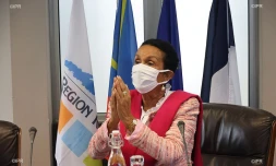 séance pléniÚre conseil régional huguette bello patrick lebreton