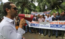 Manifestation du syndicat SGP Police devant la préfecture