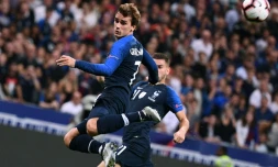 Antoine Griezmann marque de la tête à la 62e minute du match de Ligue des Nations face aux Allemands, au Stade de France, le 16 octobre 2018