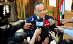 Une photo d'archives datant du 11 mai 2013 montre Imad Khamis, à l'époque ministre de l'Electricité, à Damas