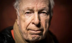 Le réalisateur de théùtre et de cinéma britannique, dramaturge et acteur Peter Brook au théùtre des Bouffes du Nord à Paris, le 27 février 2018