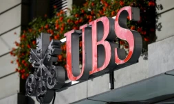 Le logo de la banque suisse UBS à Berne, le 14 octobre 2014