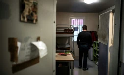 Un prisonnier dans sa cellule du centre pénitentiaire de Bourg-en-Bresse, le 27 novembre 2018
