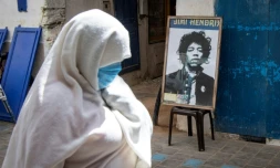 Un portrait du guitariste Jimi Hendrix dans une rue de Essaouira, le 10 seoptembre 2020