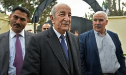 Abdelmadjid Tebboune, un ex-fidèle du président déchu Abdelaziz Bouteflika, élu chef de l'Etat en Algérie, le 12 décembre 2019 sur son trajet vers le bureau de vote