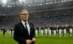 Laurent Blanc, alors entraîneur du PSG, avant le coup d'envoi de la finale de la Coupe de France face à Marseille au Stade de France, le 21 mai 2016