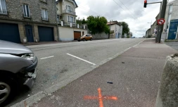 Les lieux d'un accident mortel entre un scooter et un véhicule à la suite d'un refus d'obtempérer, selon la police, le 6 août 2023 à Limoges