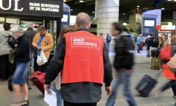 Voyageurs et agents SNCF le 20 juin 2014 gare Montparnasse à Paris