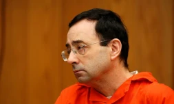 Le Dr Larry Nassar lors de son procĂšs Ă Charlotte dans le Michigan, le 31 janvier 2018
