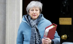 La Première ministre britannique Theresa May quitte le 10 Downing Sreet à Londres, le 3 avril 2019