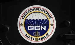 Un homme a tuĂ© par balles mardi matin le patron et un employĂ© de la scierie oĂč il travaille, dans le village des Plantiers (Gard), dans les CĂ©vennes, avant de prendre la fuite