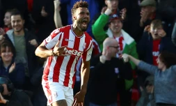 L'attaquant camerounais Eric Maxim Choupo-Moting, sous le maillot de Stoke City, lors de la réception de Manchester United, le 9 septembre 2017