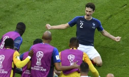 Le défenseur français Benjamin Pavard buteur lors de la victoire face à l'Argentine au Mondial le 30 juin 2018